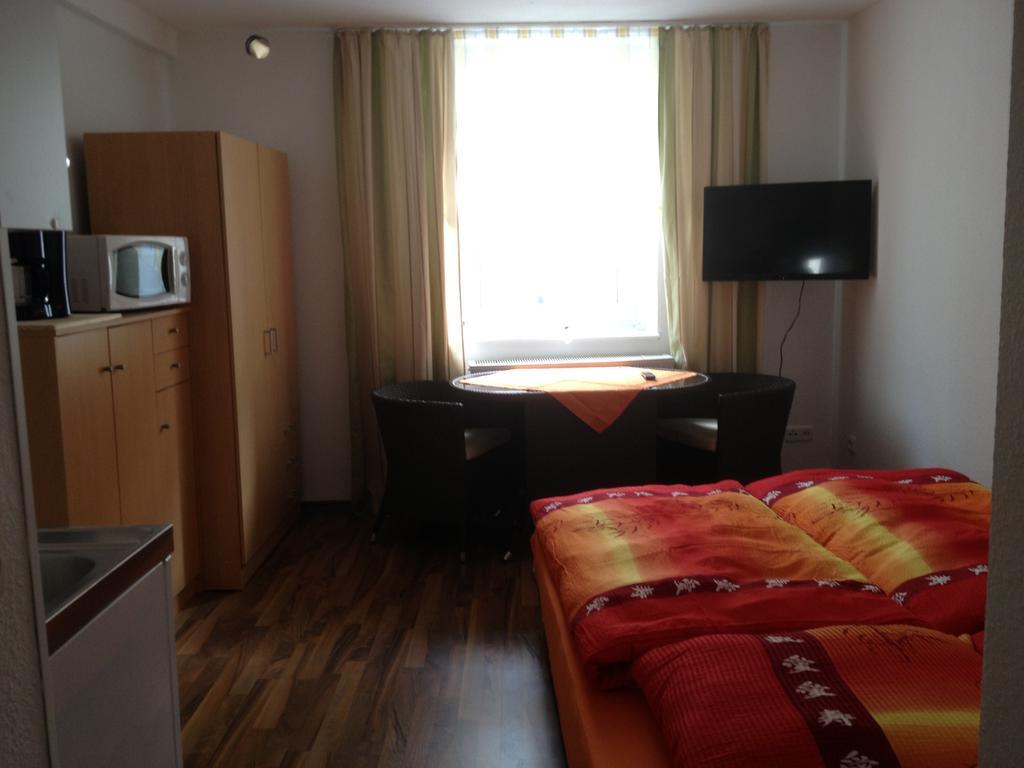 Ferienapartment: An Der Kunstakademie Heimbach Room photo